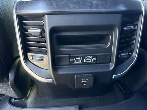 Used 2022 RAM 1500 Big Horn image 24