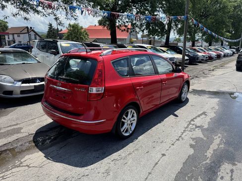 Used 2012 Hyundai Elantra FWD image 4