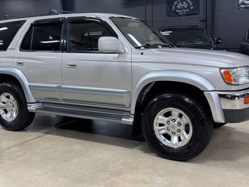 Used 1997 Toyota 4Runner Limited AWD/4WD image 3