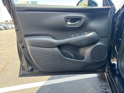 New 2026 Honda HR-V EX-L image 24