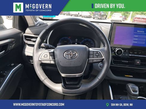 Used 2023 Toyota Highlander Limited AWD/4WD image 21