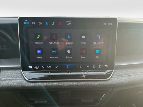 Certified 2025 Volkswagen Tiguan S image 21