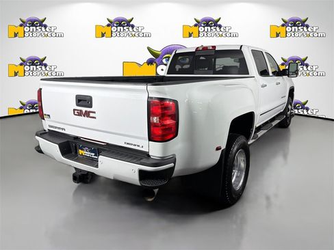 Used 2019 GMC Sierra 3500 Denali image 5