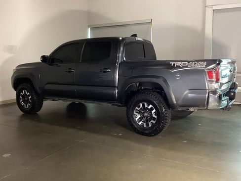 Used 2023 Toyota Tacoma TRD Off-Road image 8