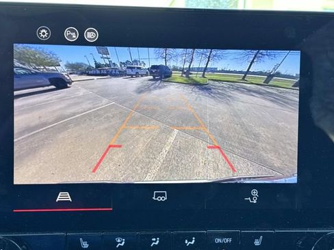 Used 2023 GMC Canyon Elevation w/ Convenience Package image 25