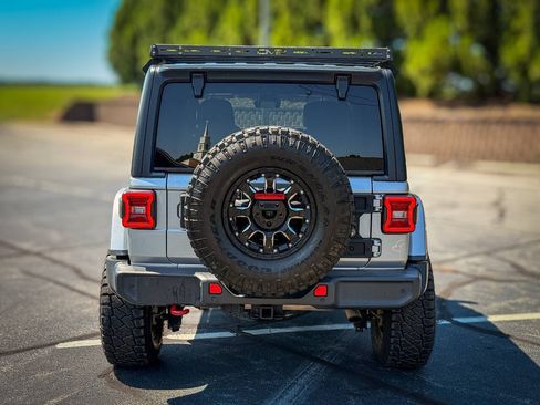 Used 2021 Jeep Wrangler Unlimited Rubicon AWD/4WD image 4