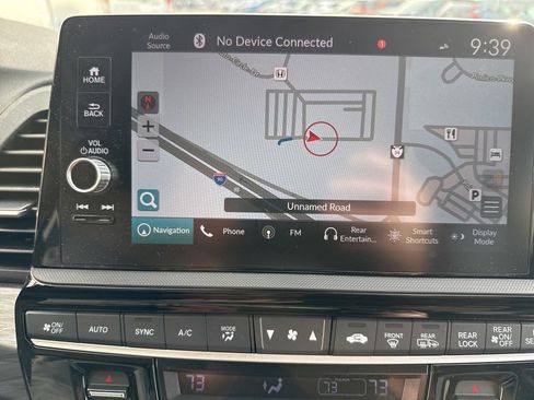 Used 2025 Honda Odyssey Elite image 23