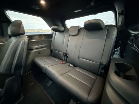 Used 2026 Hyundai Palisade Calligraphy AWD/4WD image 25
