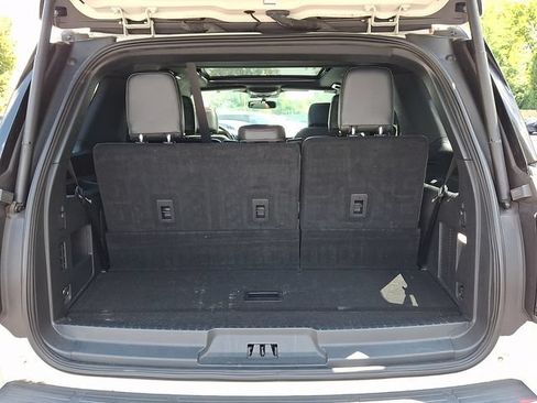 Used 2024 Ford Expedition Limited AWD/4WD image 29