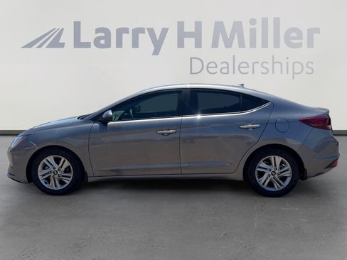 Used 2020 Hyundai Elantra SEL w/ Cargo Package (C1) FWD image 2