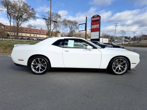Used 2021 Dodge Challenger GT image 8