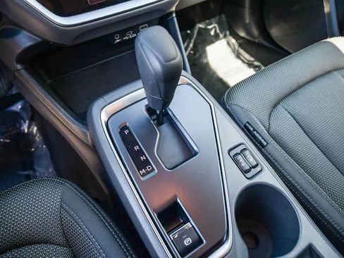 Used 2024 Subaru Crosstrek 2.0i Premium image 19