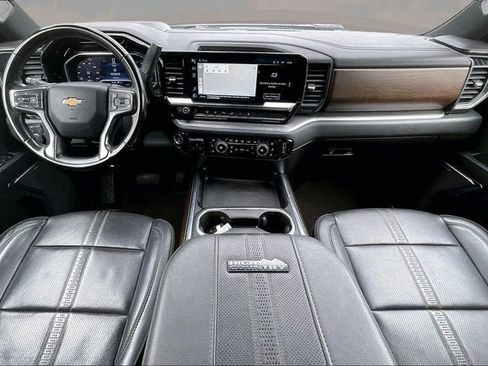 Certified 2024 Chevrolet Silverado 2500 High Country w/ Technology Package AWD/4WD image 15