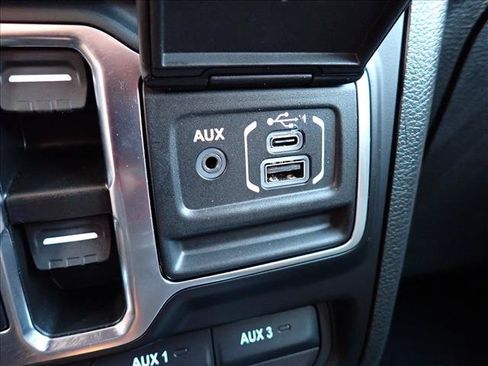 Used 2022 Jeep Wrangler Unlimited Sport AWD/4WD image 16