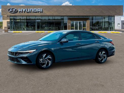 New 2025 Hyundai Elantra Limited image 2
