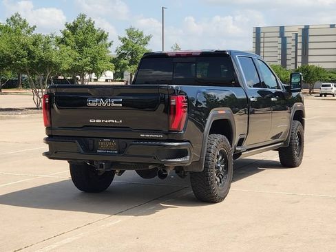 Used 2025 GMC Sierra 2500 Denali Ultimate AWD/4WD image 5