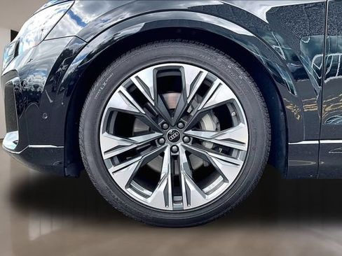 Used 2026 Audi Q8 Premium Plus w/ Premium Plus Package AWD/4WD image 34