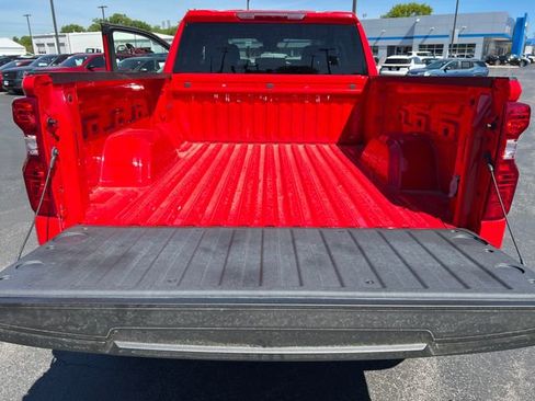 Used 2023 Chevrolet Silverado 1500 Custom AWD/4WD image 25