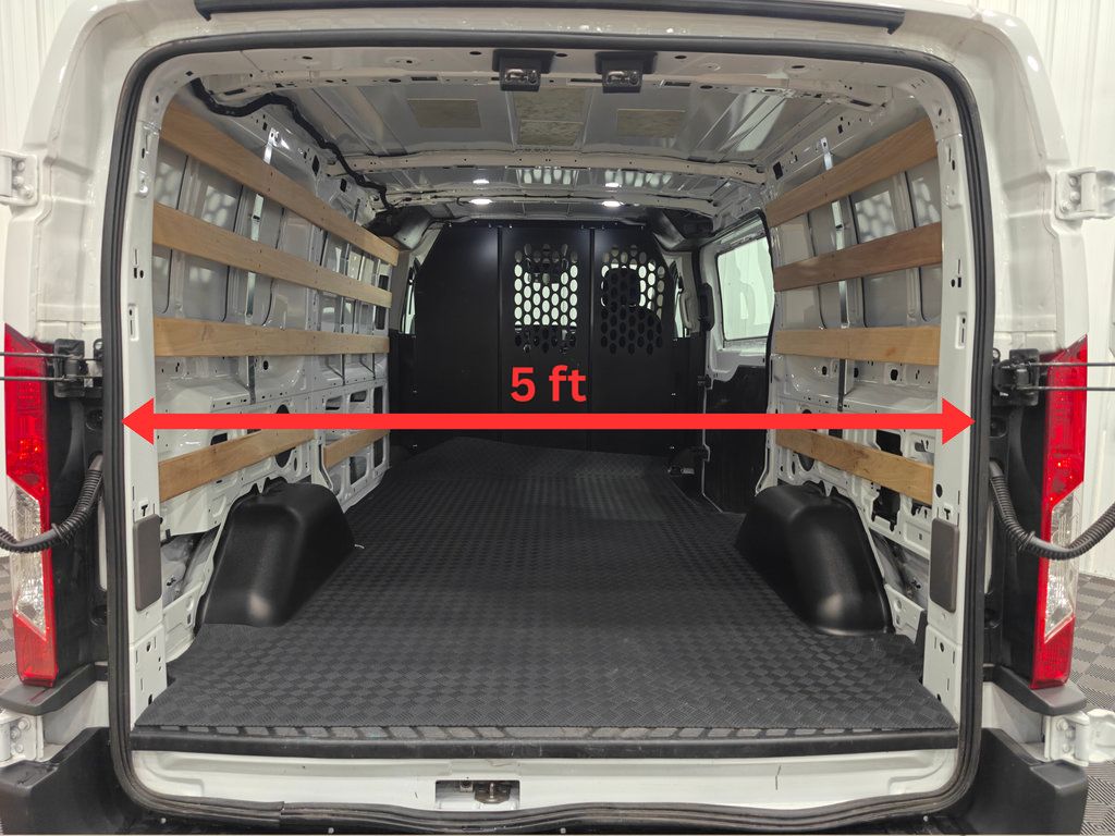 Used 2025 Ford Transit 250 Low Roof w/ Exterior Upgrade Package RWD image 28