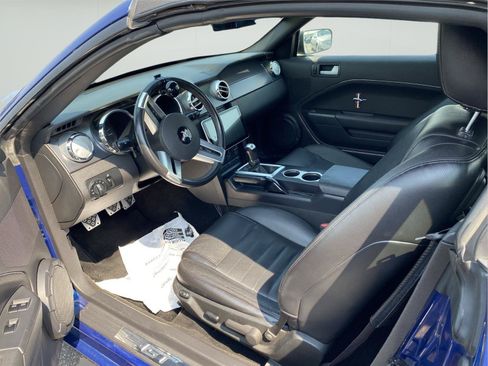 Used 2006 Ford Mustang GT RWD image 12