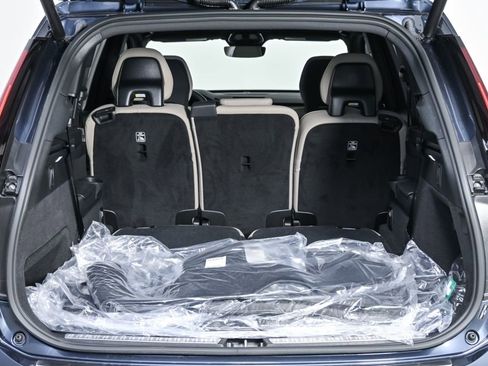 Certified 2026 Volvo XC90 B6 Plus w/ Protection Package Premier AWD/4WD image 33