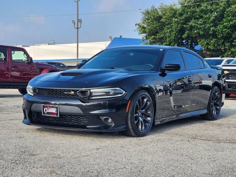 Used 2021 Dodge Charger Scat Pack RWD image 3