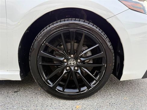 Used 2021 Toyota Camry XSE AWD/4WD image 11