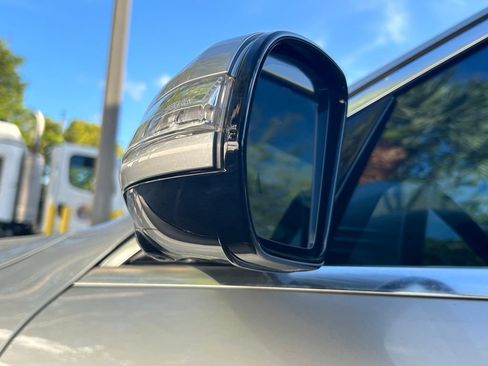 Used 2016 Mercedes-Benz S 550 Sedan image 28