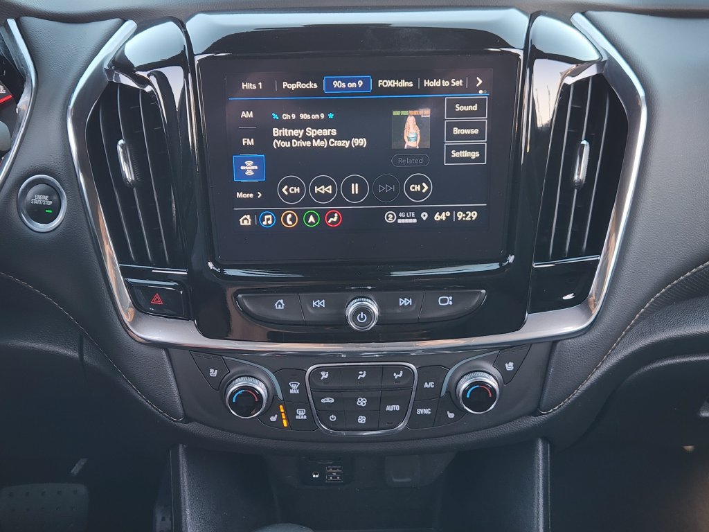 Used 2023 Chevrolet Traverse Premier w/ Redline Edition FWD image 15