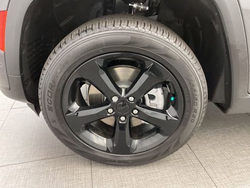 New 2025 Jeep Grand Cherokee L Limited w/ Luxury Tech Group II image 10