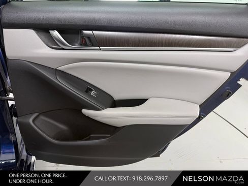 Used 2019 Honda Accord EX-L image 39