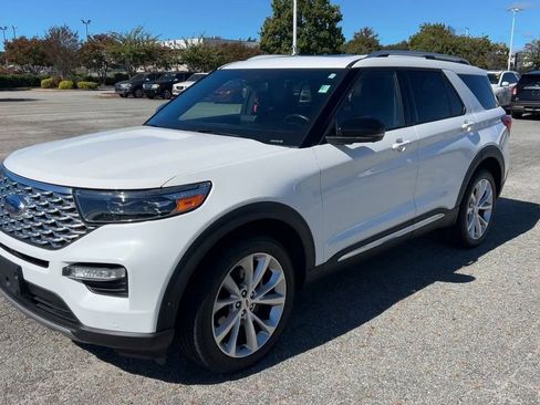 Used 2022 Ford Explorer Platinum w/ Equipment Group 601A image 28