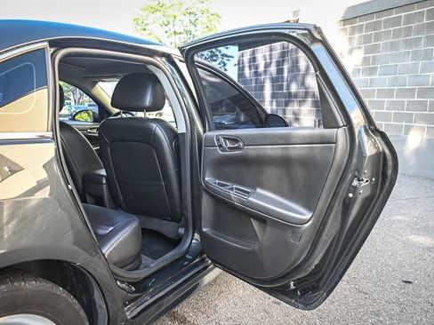 Used 2016 Chevrolet Impala LTZ FWD image 13