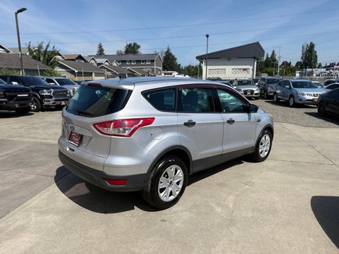 Used 2013 Ford Escape S FWD image 8