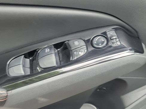 Used 2024 Nissan Altima 2.5 SR FWD image 32