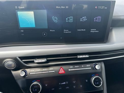 Used 2025 Hyundai Sonata SEL FWD image 28