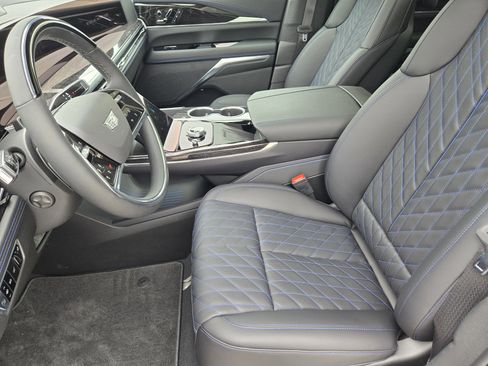 New 2026 Cadillac Escalade IQL Sport 1 w/ LPO, ONYX Package image 9