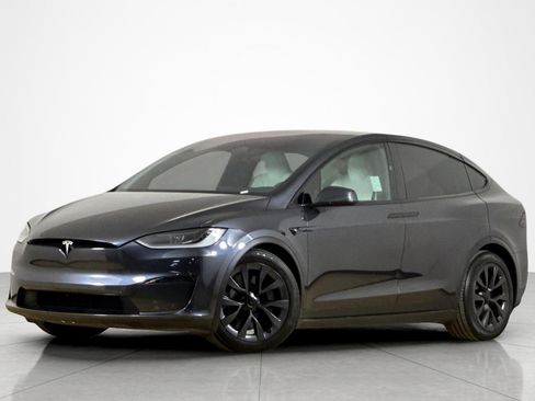 Used 2024 Tesla Model X AWD/4WD image 1