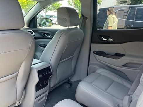 Used 2019 GMC Acadia SLT FWD image 7