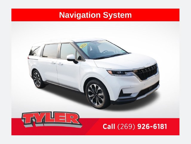 Used 2024 Kia Carnival EX FWD image 1