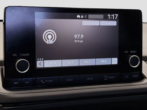 Used 2023 Honda Accord LX image 9