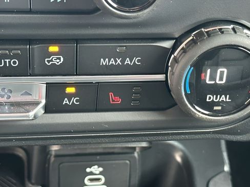 New 2026 Ford Bronco Outer Banks AWD/4WD image 23