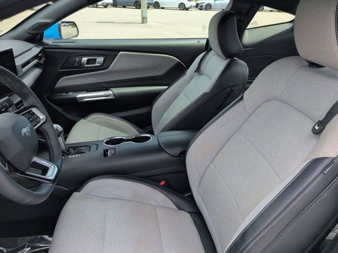 Used 2024 Ford Mustang Coupe image 15