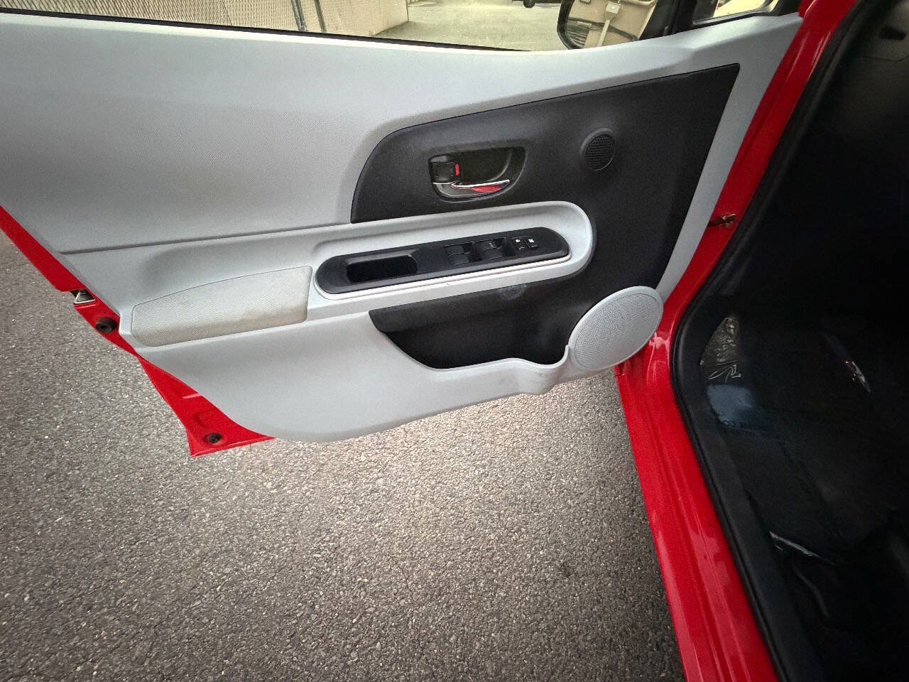 Used 2014 Toyota Prius C Three FWD image 7