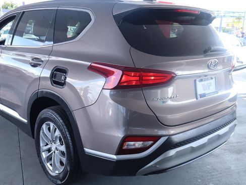 Used 2020 Hyundai Santa Fe SEL FWD image 9