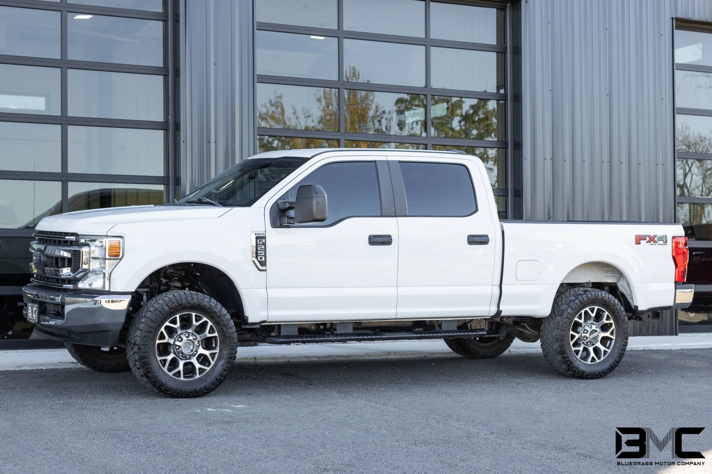 Used 2021 Ford F250 XL w/ STX Appearance Package AWD/4WD image 3