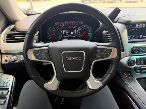 Used 2019 GMC Yukon XL SLT AWD/4WD image 19