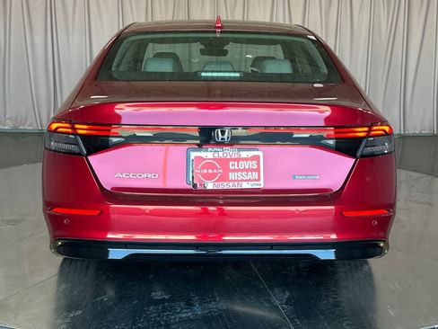 Used 2024 Honda Accord EX-L image 8