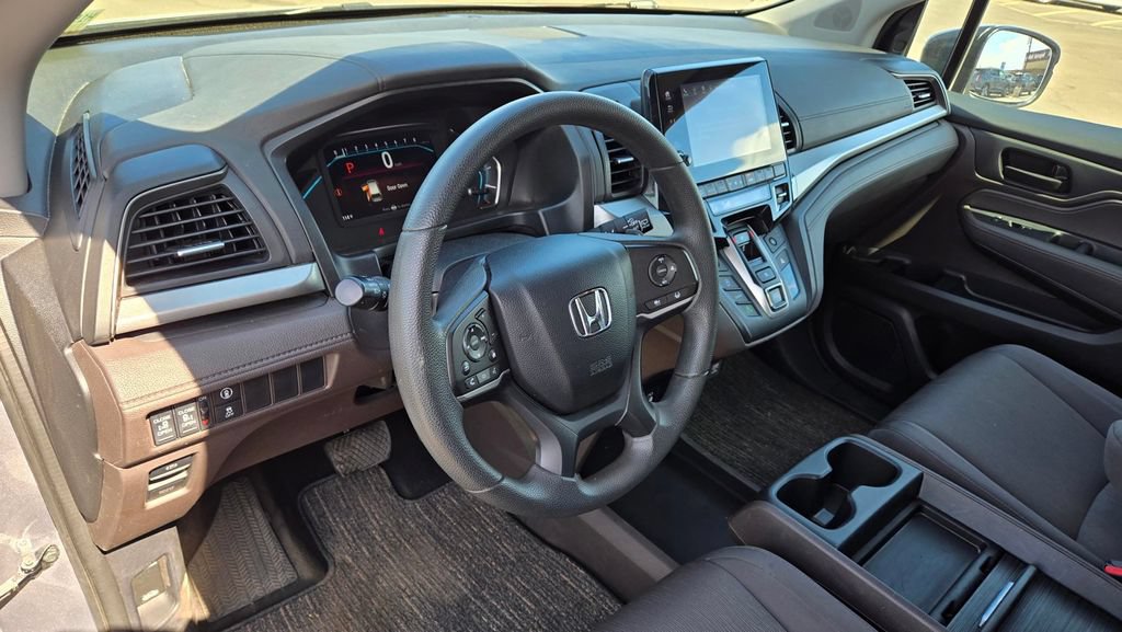 Used 2023 Honda Odyssey EX image 9