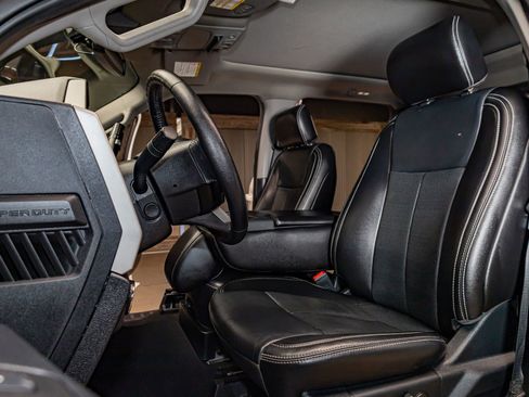 Used 2021 Ford F250 Lariat image 23